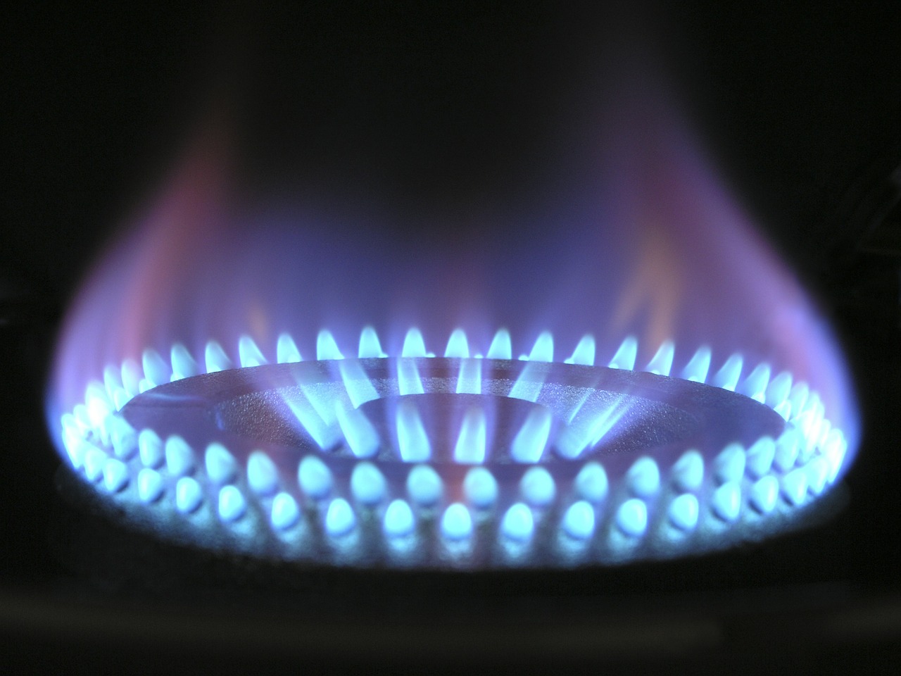 Grzanie gazem w zimie. Ogrzewanie gazowe: cena gazu do ogrzewania domu
